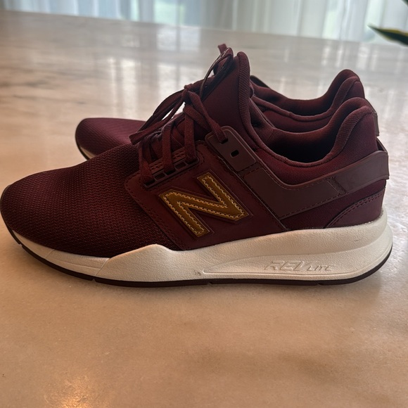 New Balance Sneakers - Picture 4 of 5